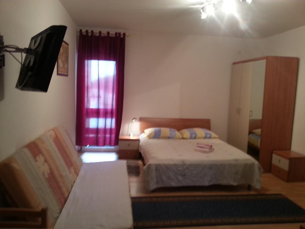 Studio Apartments Ivica Primosten Room photo