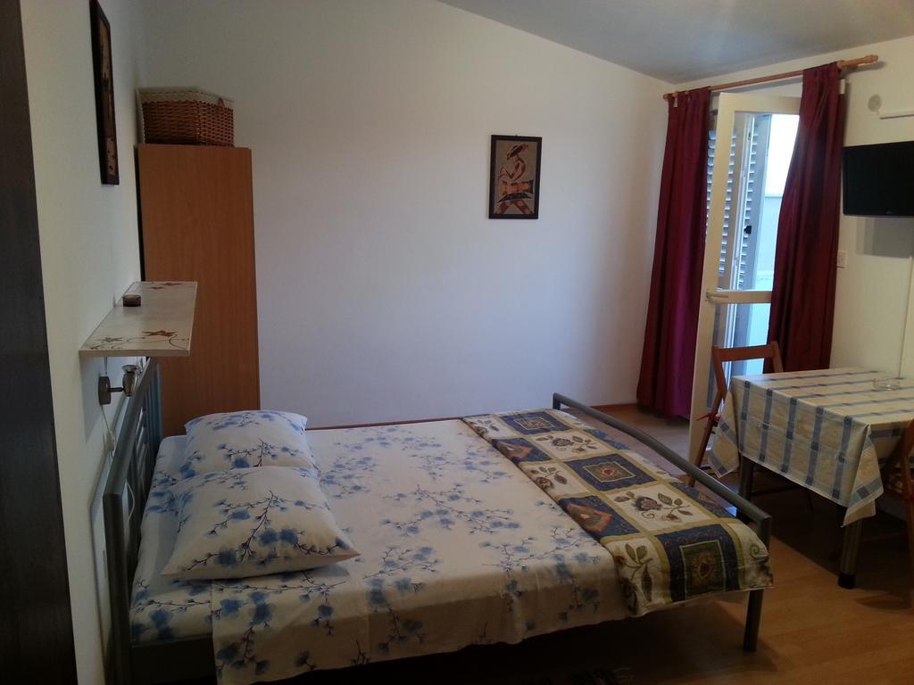 Studio Apartments Ivica Primosten Room photo